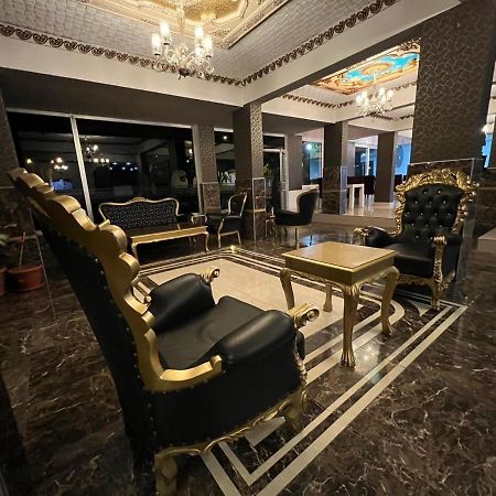 Grand Black Hotel 梅尔辛 外观 照片